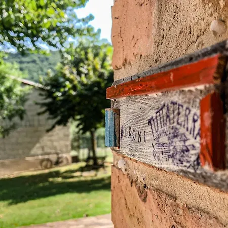 Gospodarstwo wiejskie Tuttaterra Serra San Quirico